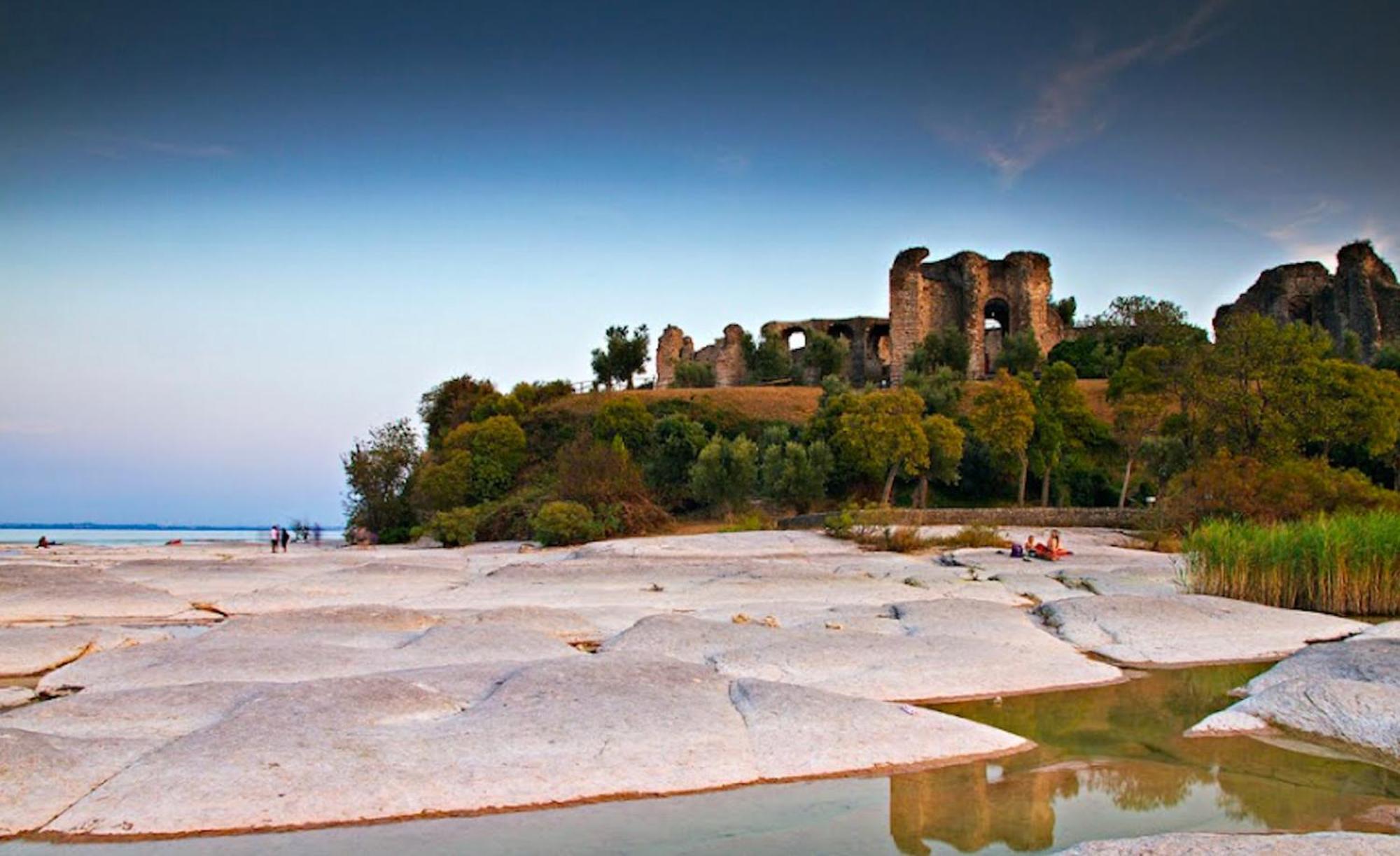 The Riva Apartment Sirmione Dış mekan fotoğraf